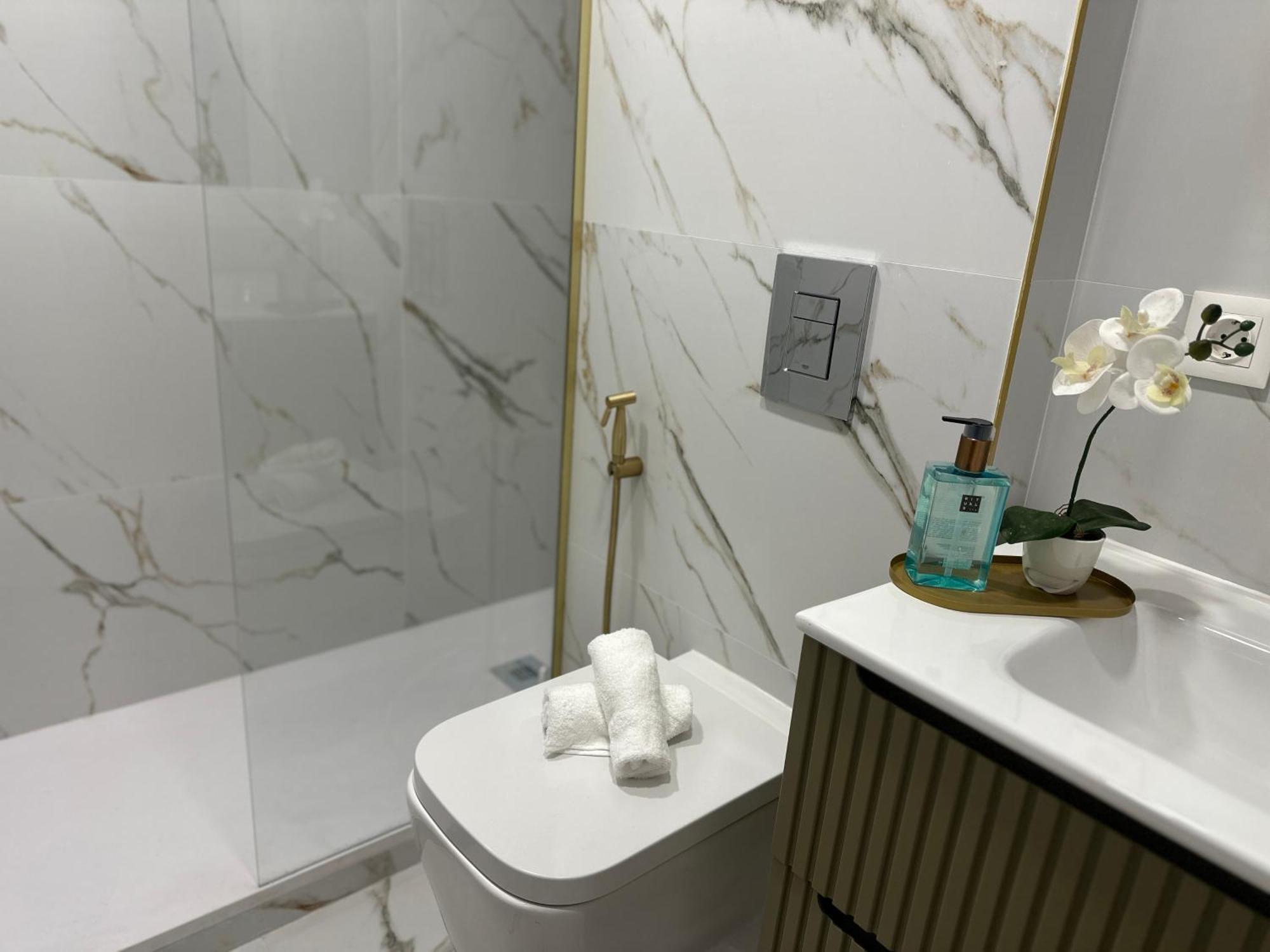 Rambla Flat 48 Appartement Alicante Buitenkant foto